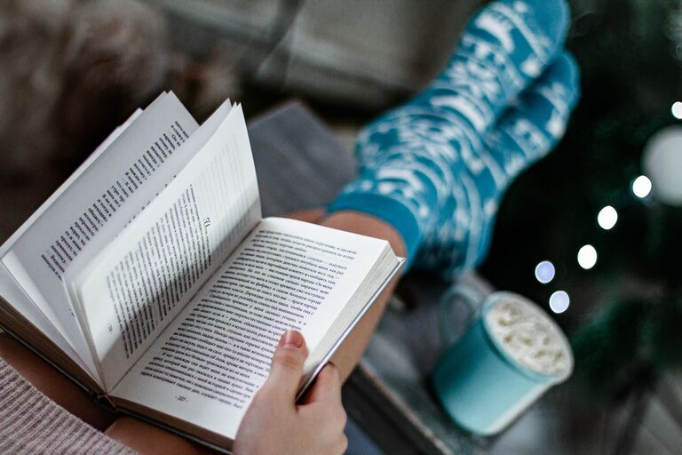 Cozy Evenings Without Screens: Creative Ideas for Relaxing Nights